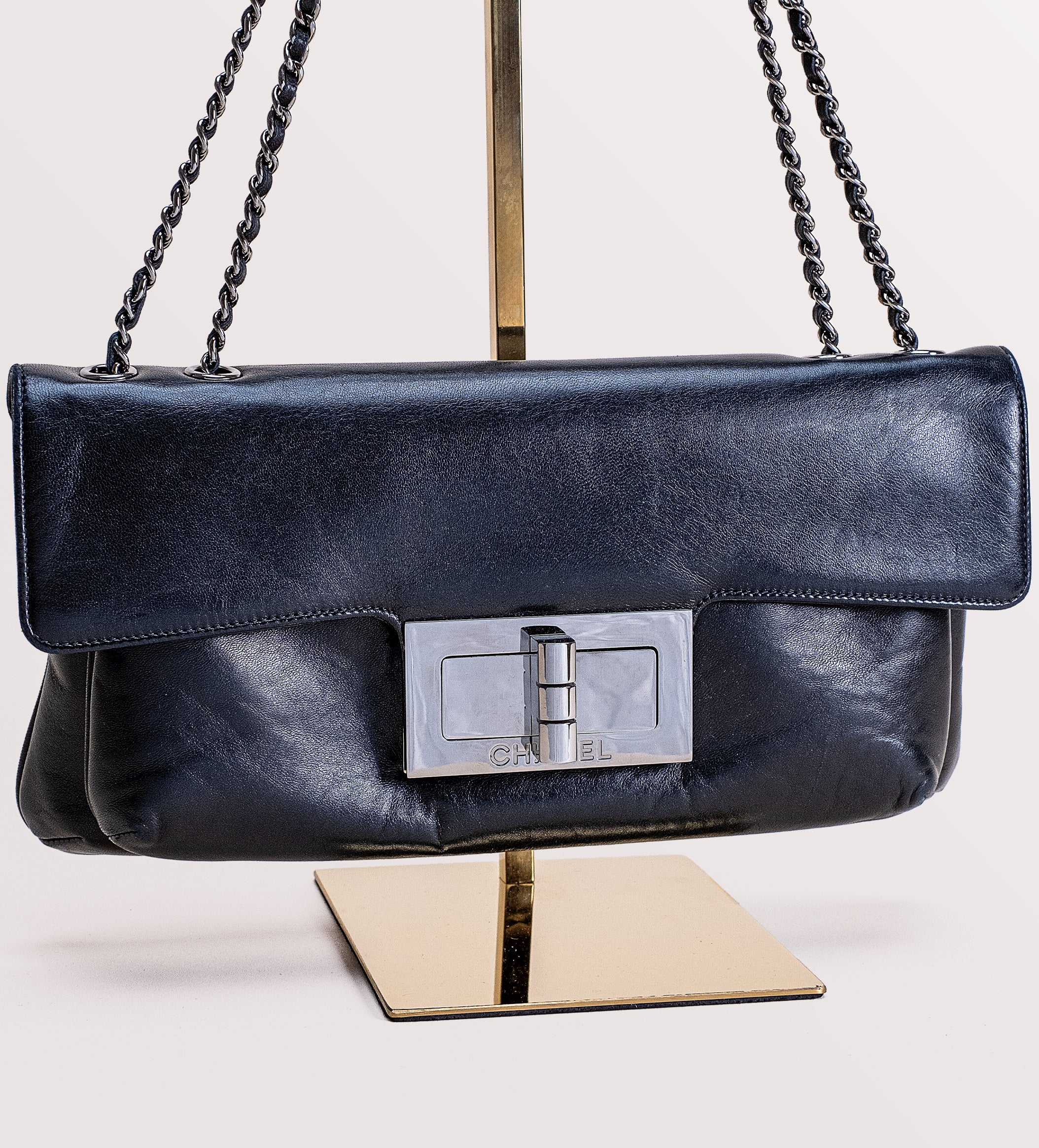 Chanel Giant ReIssue 2.55