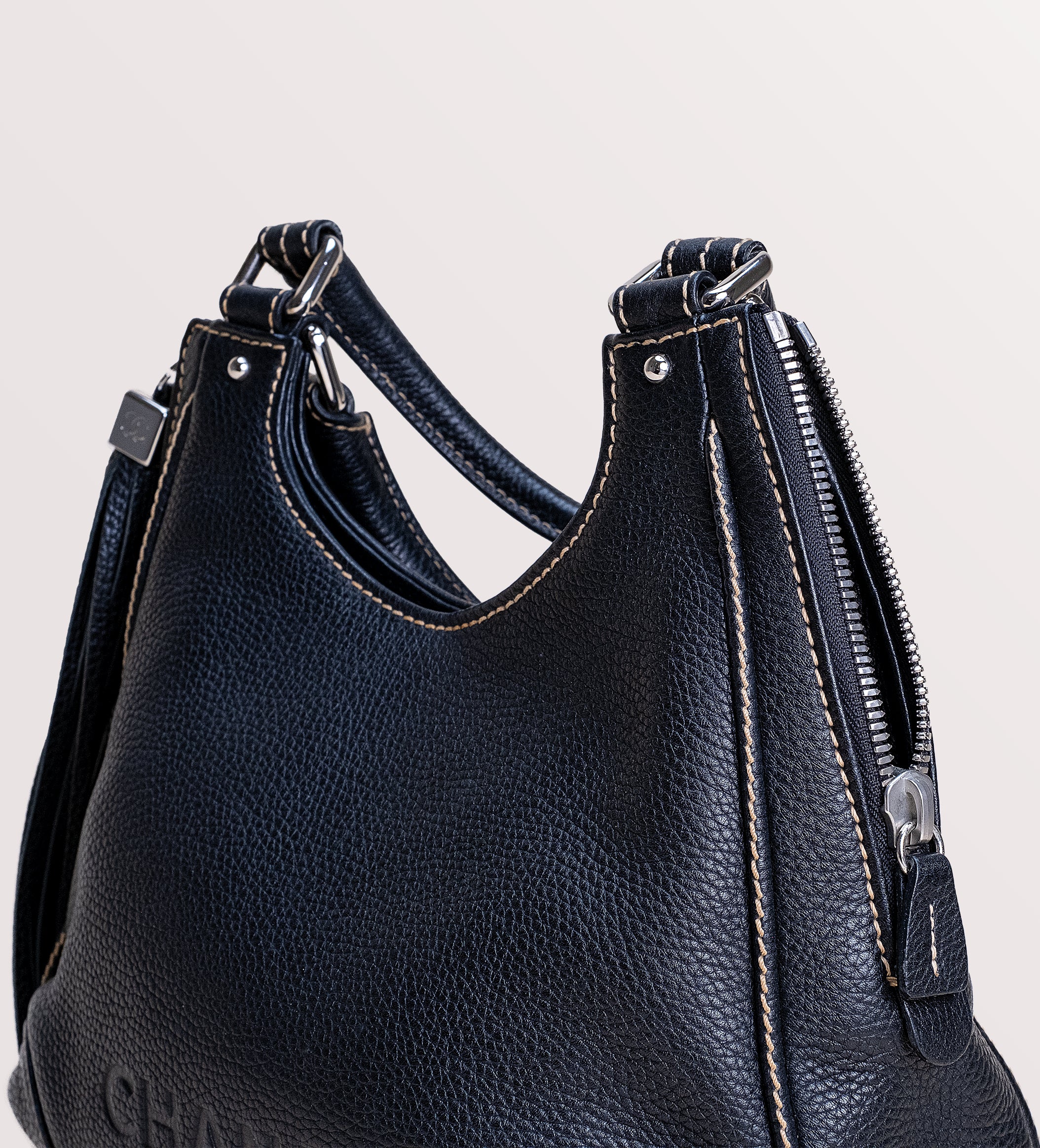 Chanel Hobo shoulder bag