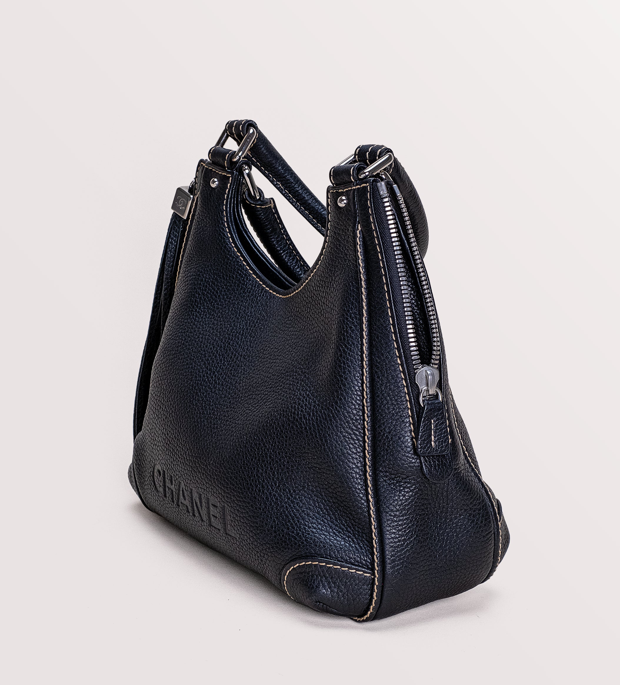 Chanel Hobo shoulder bag