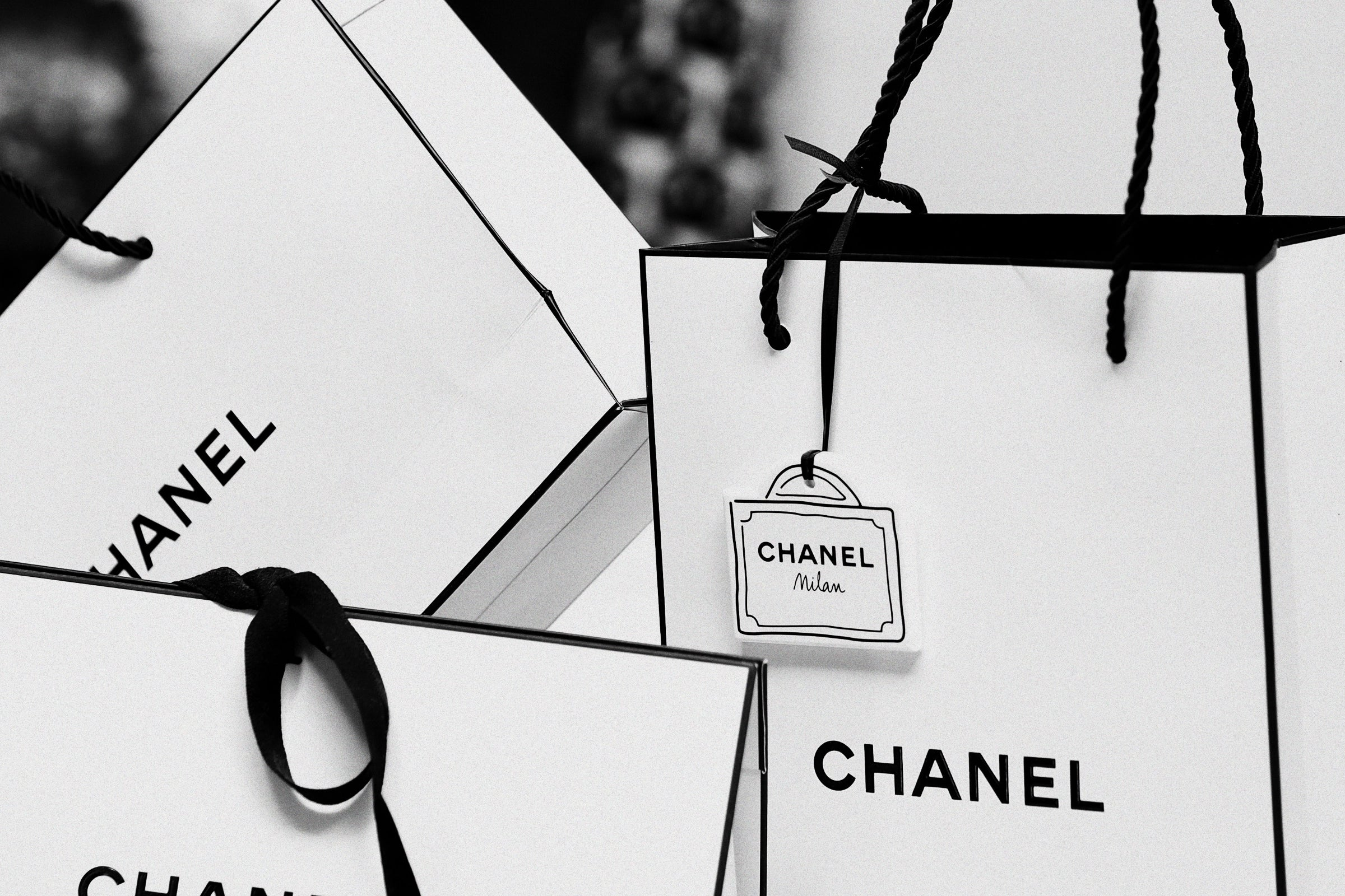 Chanel_wide_5afd630c-84e2-4869-ad3c-e83a4537154e.png