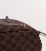 Louis Vuitton Neverfull tote bag MM